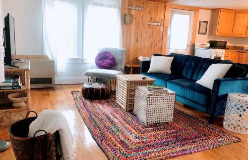 Sunny & Open 2 Bdrm - Close to Stowe Village, Shopping, Mtn Views! - Foto 1