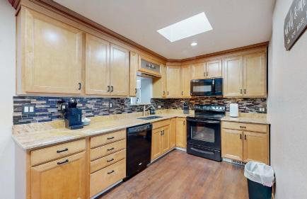 Family Home in Arvada with king beds and bunkbed - Foto 17