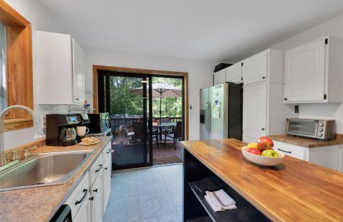 Charming Getaway Minutes from Lake Wallenpaupack - Foto 34