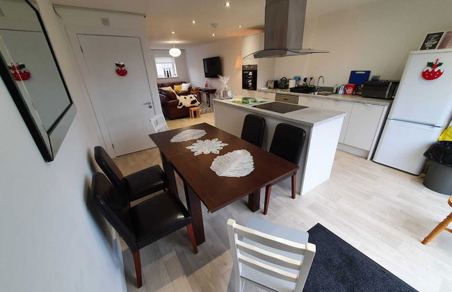 Riverdale House - 4 Bedrooms - Photo 18