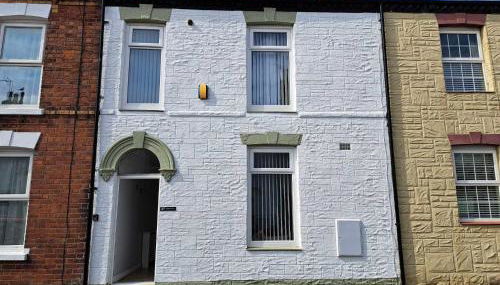 Immaculate 2-bed Cottage - Free Wifi - Foto 3