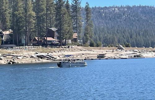 The Cedar House Prime Spot Kayaks & Cool AC - Photo 60