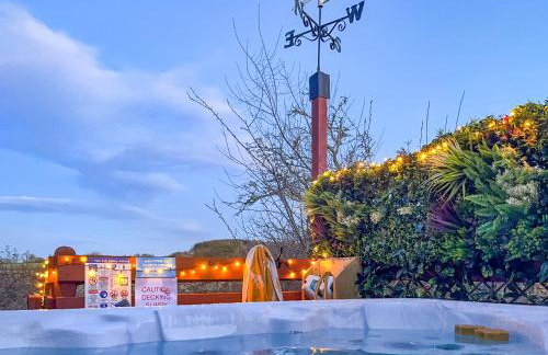 Floki's Lodge - Photo 2