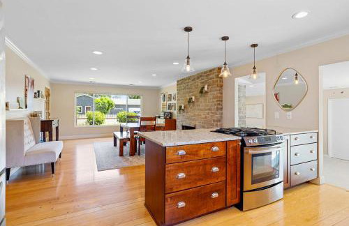 Happy House Getaway - Pool, Hot Tub & Wine Country - Foto 25