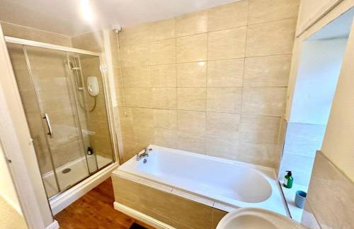 Cottage,Cinema Room,Log Burner - Photo 40