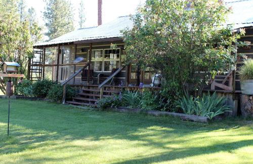 Riverfront Cabin Rental for Four near Crater Lake National Forest, Oregon - Foto 17
