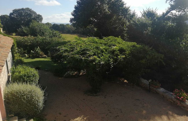 Impeccable 6-bed Villa in Luogosanto - Foto 12