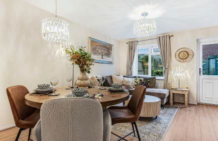 Luxurious 2-Bed Home Near NEC, BHX Airport & JLR Ideal for Contractors or Lesiure Stays Long term stay available - Foto 25