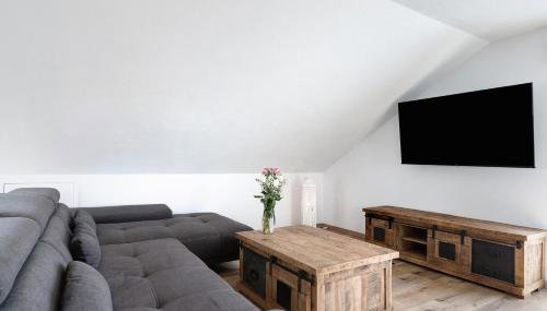 Moderne offene Dachgeschoßwohnung - Foto 3