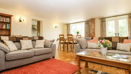 Belview Cottage - Photo 2