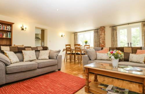 Belview Cottage - Photo 2