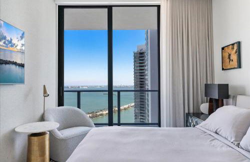 POSH Ocean View Penthouse - Heated Pool, Gym, Office! 10mins Beach - Foto 39