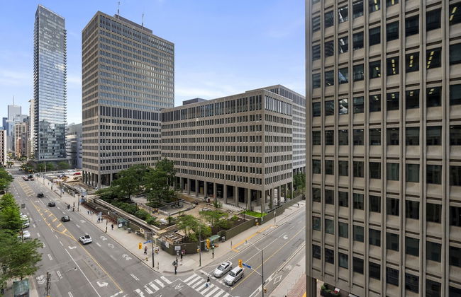 The Britt Condos in Downtown Toronto - Photo 34