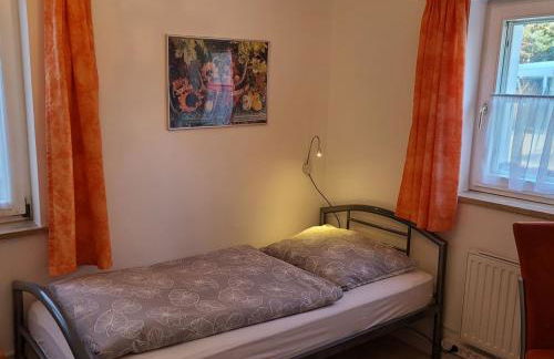 Fewo Hoffmann Großdeuben mit 2 Schlafzimmern EG - Foto 9