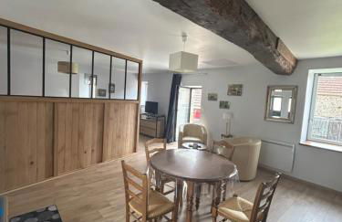 Au Numéro 4 - Foto 2