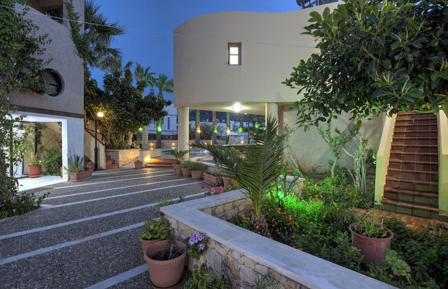 Latania Studios And Apartments - Photo 53