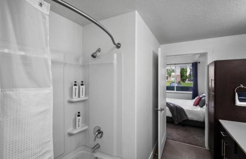 Luxury Place Next to UVU - Photo 26