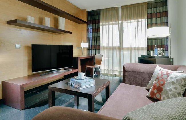 Hesperia Fira - Photo 25