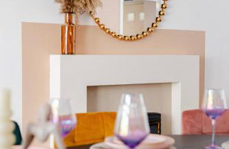 Stylish 5Bedroom Getaway in Quiet Mildenhall Area - Photo 11