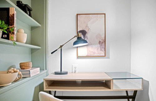 10min to NRG | Hot tub | Sauna | Firepit | 4br 3ba - Foto 54