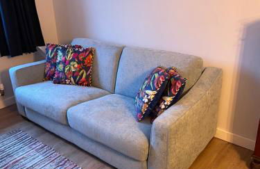 HarbourSide Studio apartment Poole Hamworthy Bh15 - Photo 2