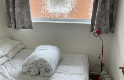 Shirls chalet in Sheppey, Leysdown - Photo 2