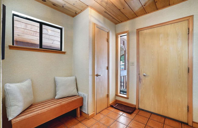 Tahoe Forest Chalet 3BR House w/ Mountain Views - Foto 43