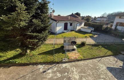 Family 3-Bedroom Apartment near MXP & Lake Maggiore - Parking - Foto 12