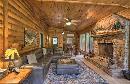Cherry Lake Lodge with Hot Tub, Fire Pit and Game Room - Foto 12
