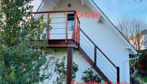 Gîte HIRONDELLE - PARKING PRIVÉ - Foto 2