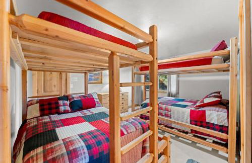 Luxury Lakeview Retreat - Hot Tub, SUP, Sauna & More! - Foto 53