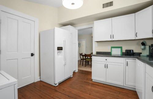 The Beach Peach - Downtown location with new charm! - Foto 14