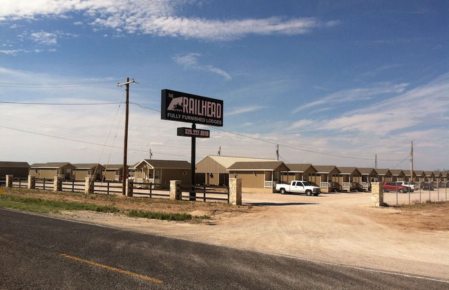 Railhead Rentals - Foto 7