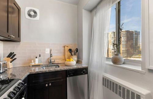 The Lexington - Serene Apartment, 5 min to DC with Free Parking and Metro - Foto 15