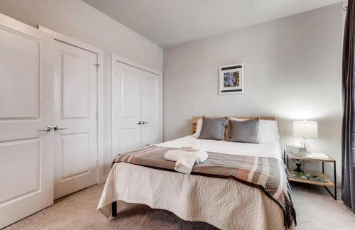 Fam Friendly 5 Bed Home Blocks To Pearl/Riverwalk! - Foto 28