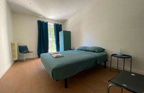 Stunning 230m with garden in the city center - Photo 9