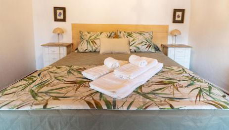 Charming Holiday House - House & Apartment - Photo 3, towels