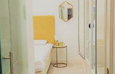 Stay Home & Away in the Heart of Historic Town of Malaga - Photo 1