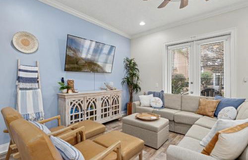 Escape to Sand Dollar Holler: Coastal Retreat, 3 Beds, 2.5 Baths, Sleeps 10! - Foto 141