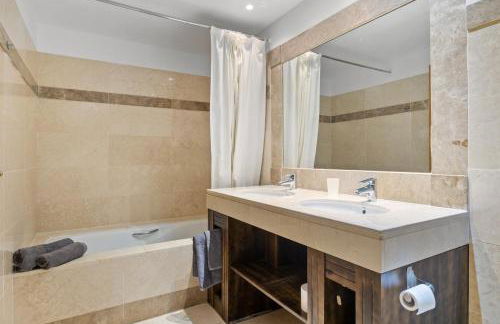 Prachtig penthouse met zeezicht en groot zonneterras - Photo 28