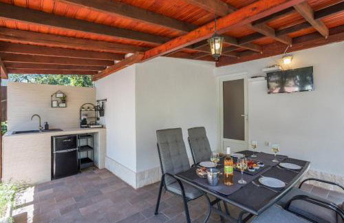 House Oliva with private pool and large garden - Photo 14