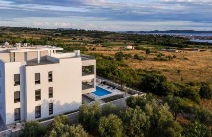 Panoramica apartment w balcony and swimming pool - Foto 1