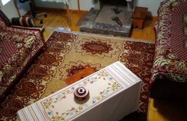 Charlami's Mansion -Παραδοσιακό Πέτρινο Σπίτι με Τζάκι και Πανοραμική Θέα - Foto 8