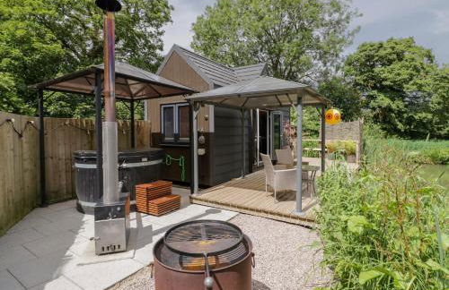 Maple Lodge at Bridge Lake Farm & Fishery - Foto 11