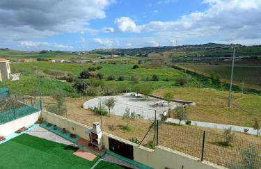 Alojamento - Apartamento ou quarto - Estacionamento à porta - Foto 25