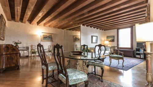 Fenice Double Canal view by LionHost - Foto 3