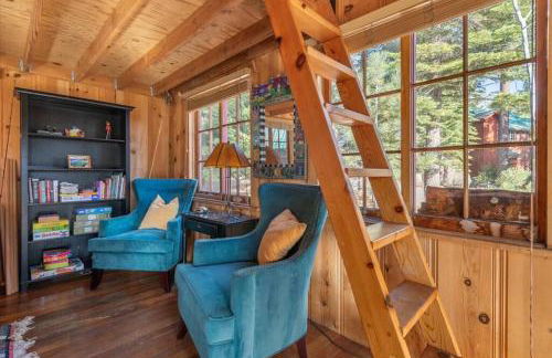 Coziest Cabin in Tahoe w Stone Fireplace Comfy Beds Close to Slopes & Lake - Foto 19