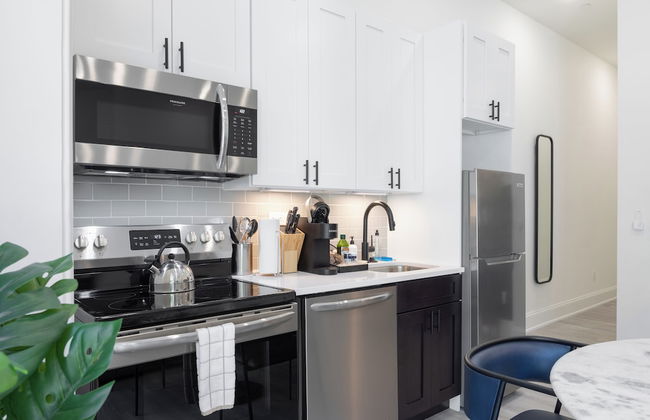 Sosuite at French Quarters - Rittenhouse Square - Photo 42