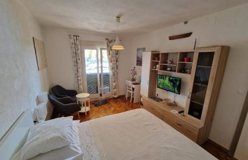 Studio Apartment Riva - Photo 12