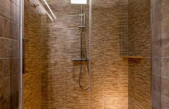 Monachofolitses - Photo 22